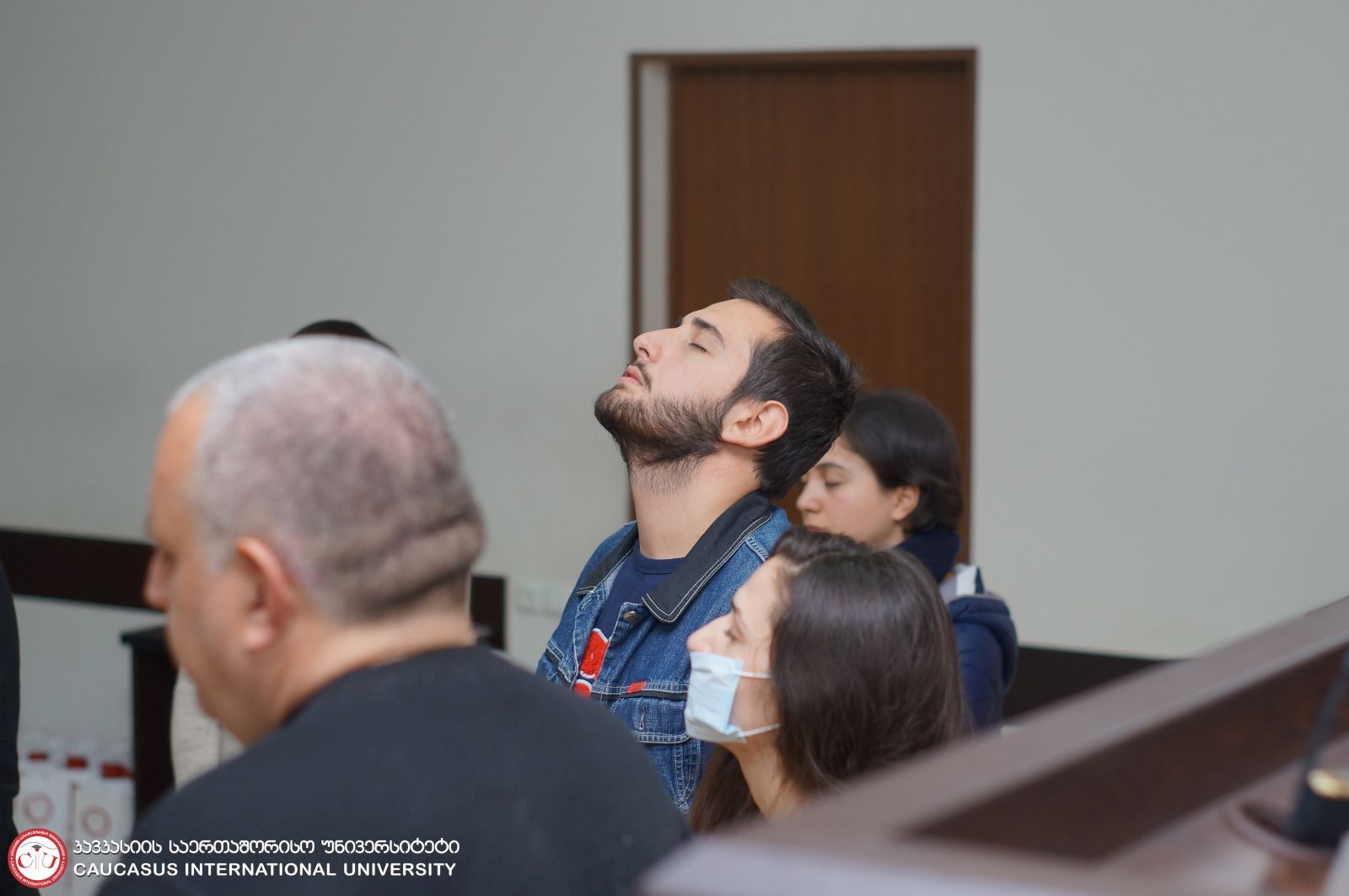 კინოსტუდია "კინოკუნძულის" წარმომადგენლები კსუ-ში